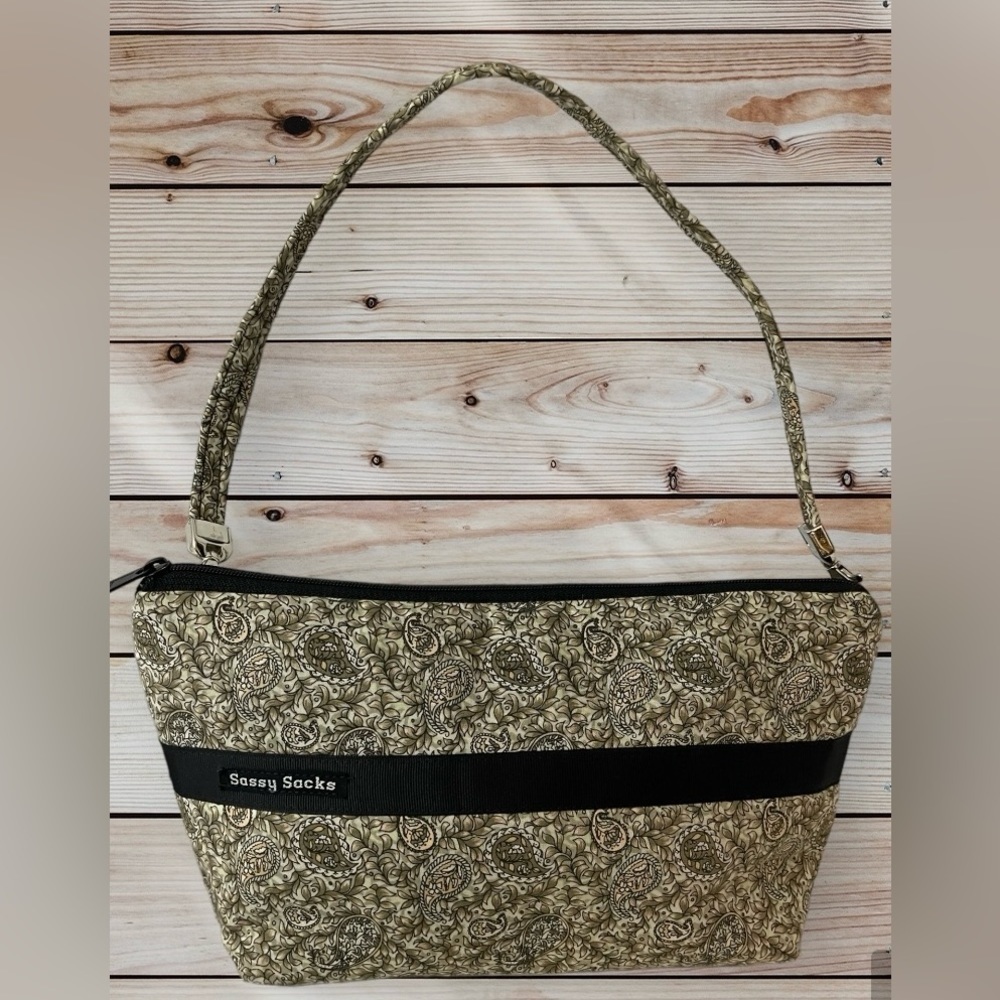 SASSY SACKS HANDMADE PURSE - PAISLEY